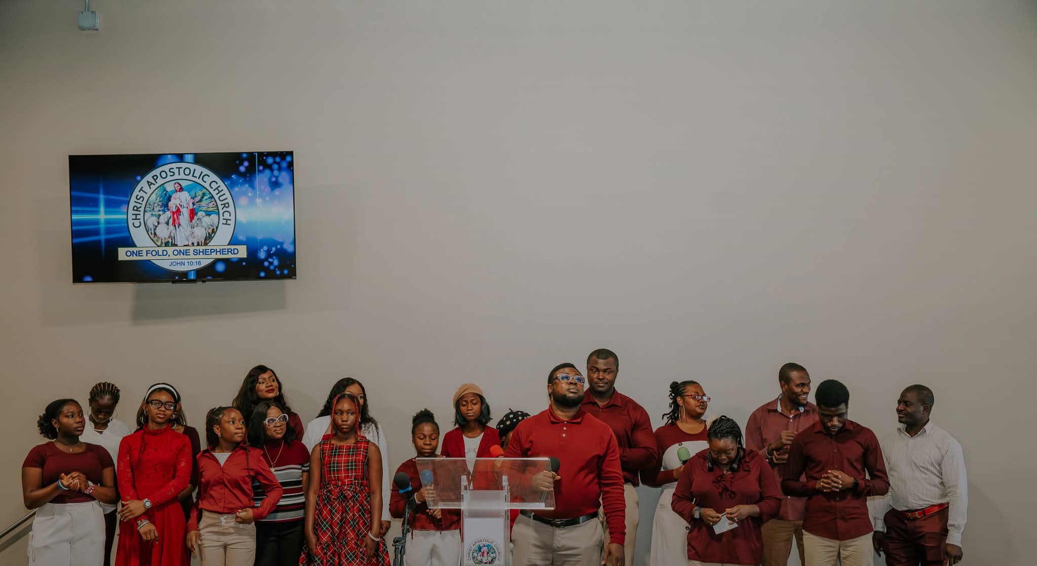 Church gallery moment 12
